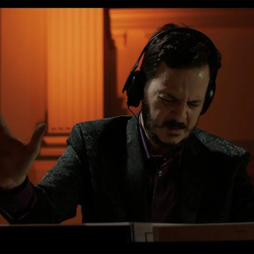 yuzde-yuz-cafe-ilham-veren-sohbetler-mehmet-ali-sanlikol-01