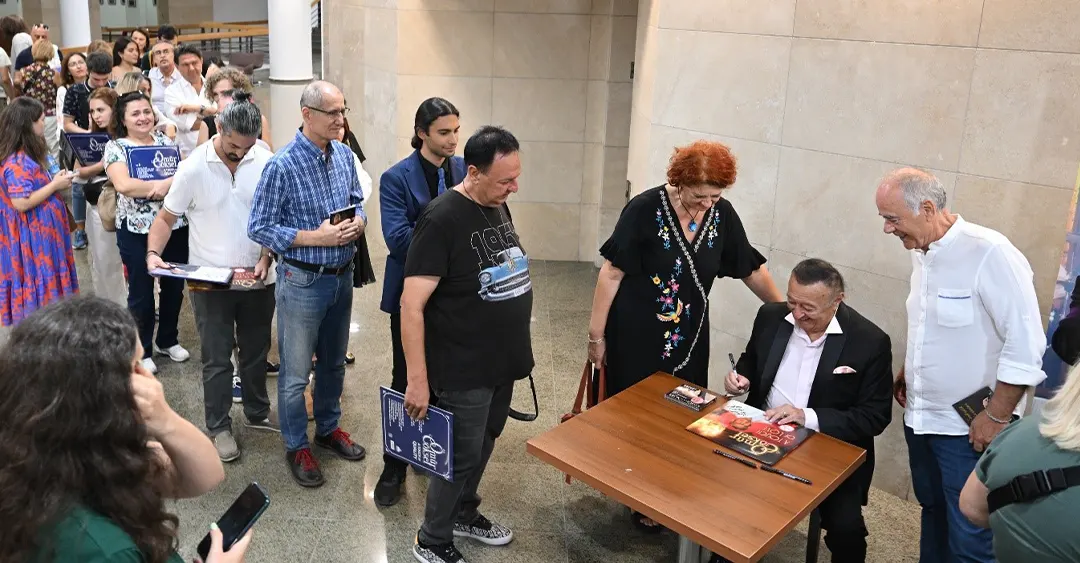 yuzde-yuz-cafe-ilham-veren-sohbetler-omur-goksel-03